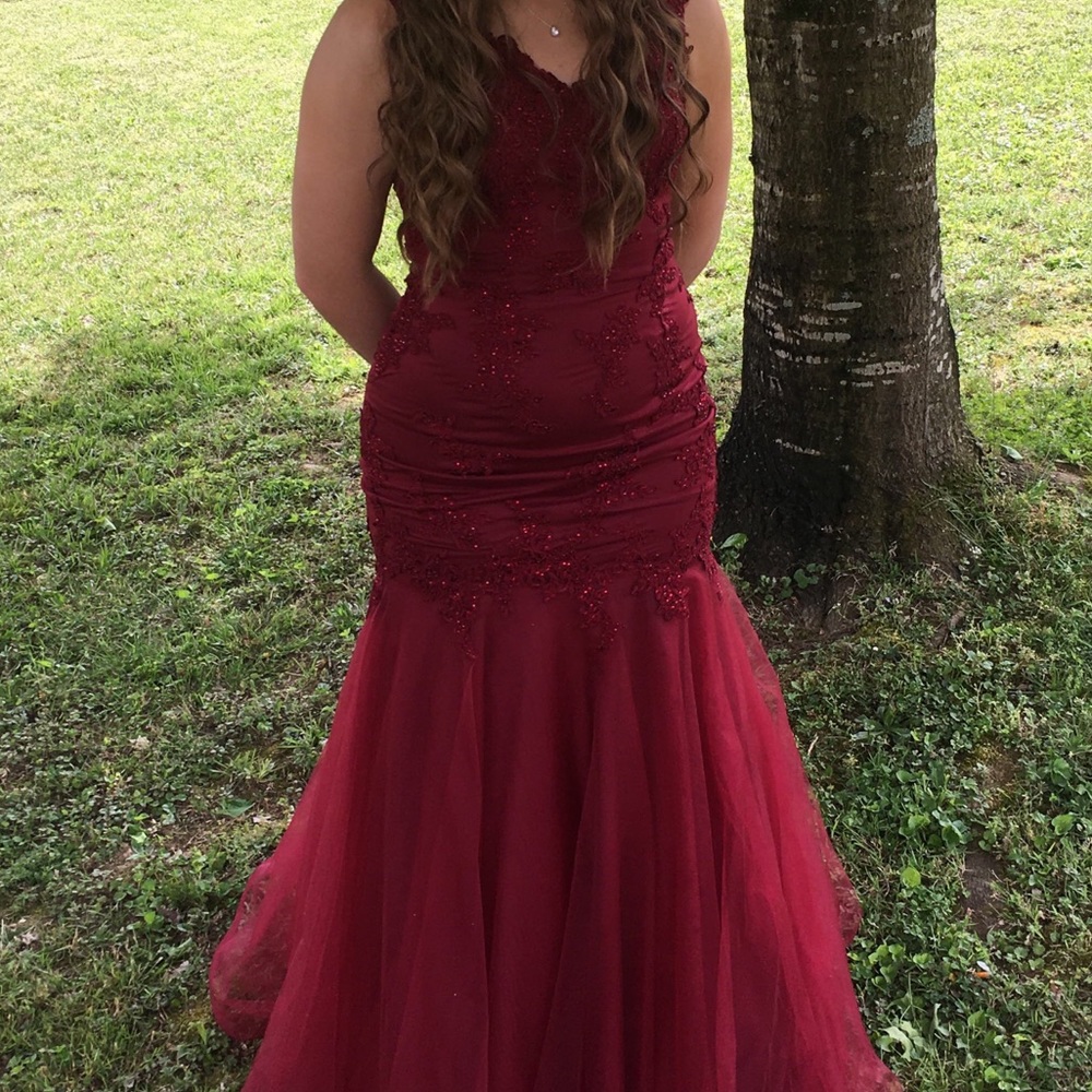 Maroon prom dress